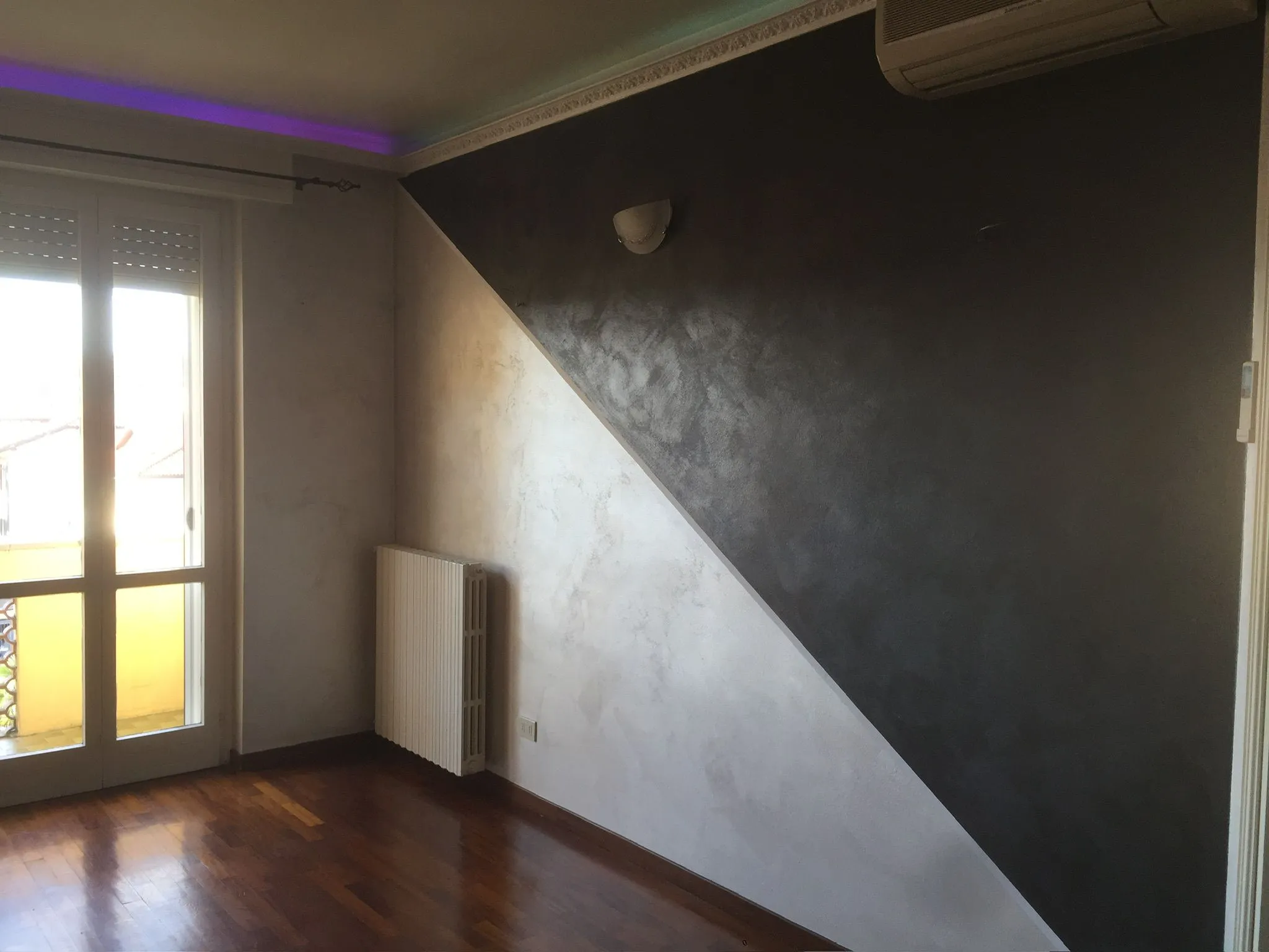 Posa carta da parati e decori Novara 3